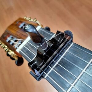 El yapımı ahşap kapo. Handcrafted wooden capo classical / flamenco guitar capos cejilla (04)